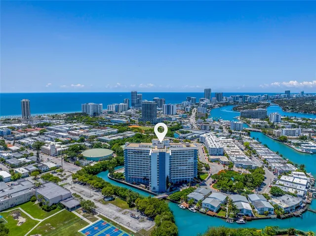$449,000 | 7441 Wayne Avenue, Unit 11F, Miami Beach, FL 33141