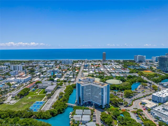 $449,000 | 7441 Wayne Avenue, Unit 11F, Miami Beach, FL 33141