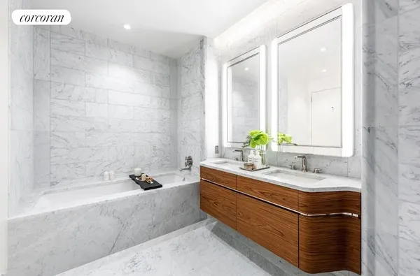 $3,899,000 | 110 Charlton Street, Unit 17E | Hudson Square