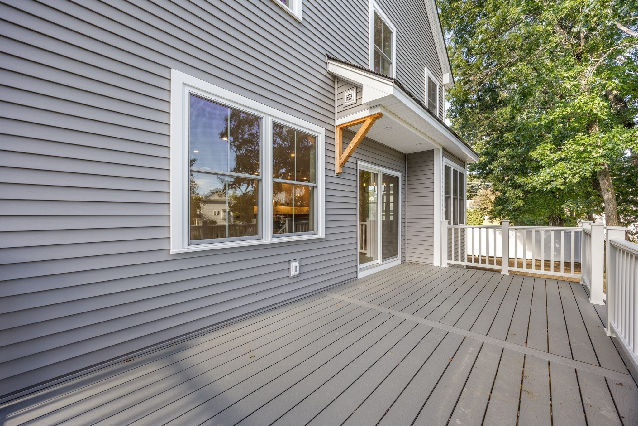 48 Beach Road Salisbury, MA 01952 - Photo 7 of 42 Gallery Image 7