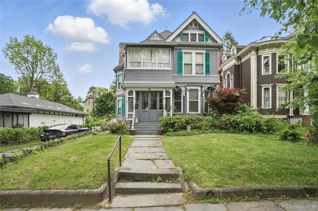 $649,900 | 25 Garfield Place, Poughkeepsie, NY 12601