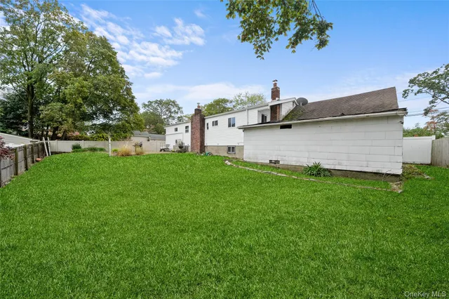 $599,999 | 99 Brooklyn Avenue, West Babylon, NY 11704