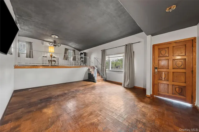 $599,999 | 99 Brooklyn Avenue, West Babylon, NY 11704