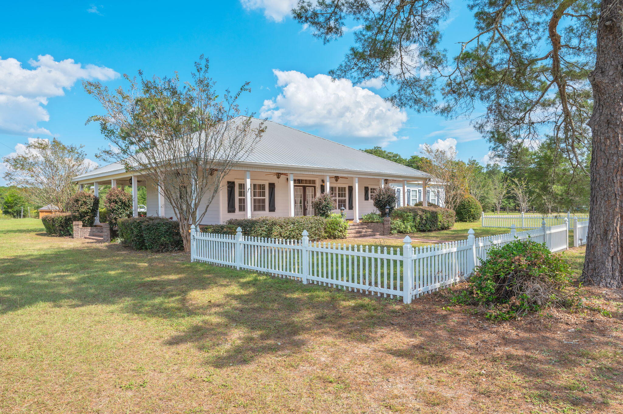 267 Donna Lane DeFuniak Springs, FL 32433 - Photo 9 of 90 7