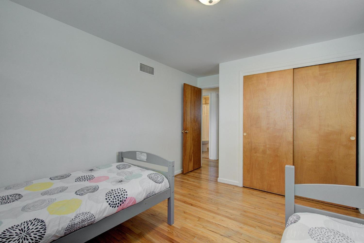 3499 Rocker Drive Cincinnati, OH 45239 - Photo 15 of 30 Gallery Image 15