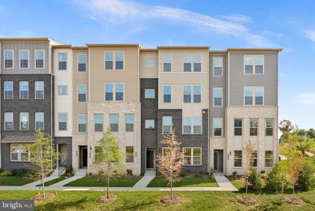 $679,999 | 19713 Misty Moss Square, Ashburn, VA 20147