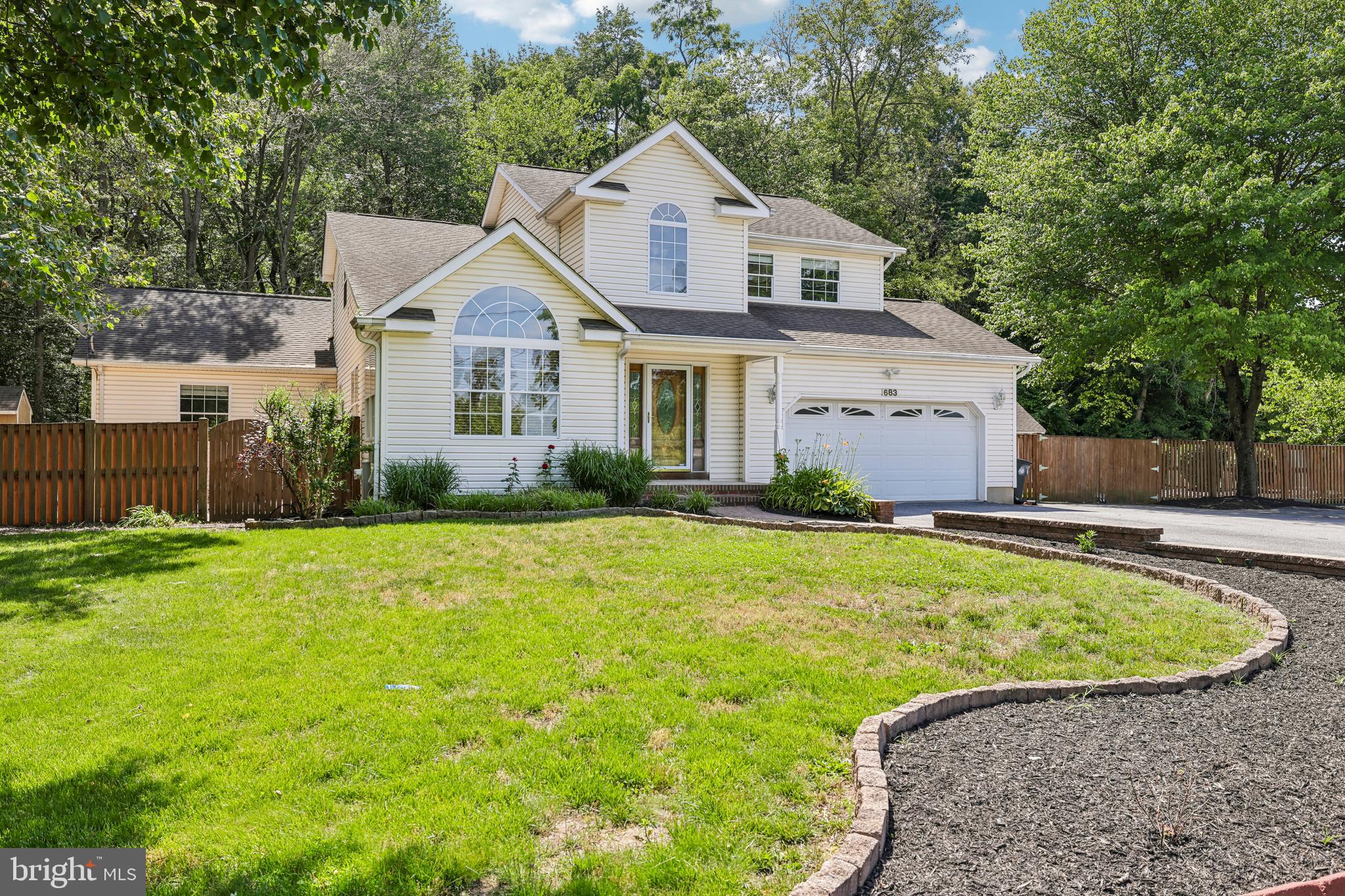 683 Powhatan Beach Road Pasadena, MD 21122 - Photo 69 of 70 Front Exterior