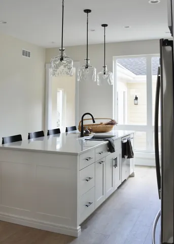 $735,000 | 6253 West Foxtown Drive, Mequon, WI 53092