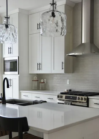 $735,000 | 6253 West Foxtown Drive, Mequon, WI 53092