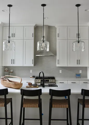 $735,000 | 6253 West Foxtown Drive, Mequon, WI 53092