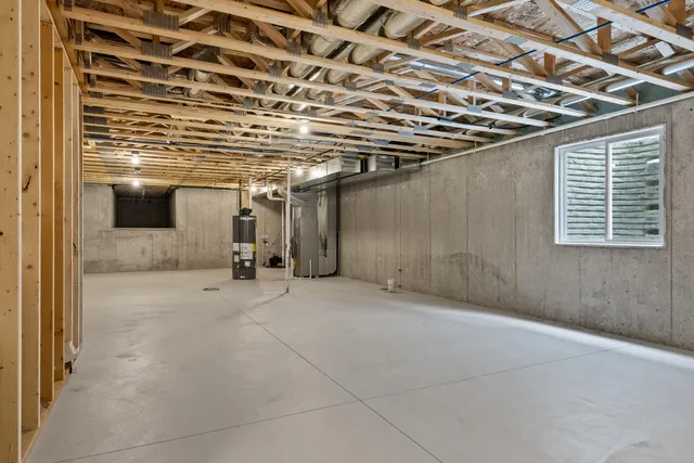 $735,000 | 6253 West Foxtown Drive, Mequon, WI 53092