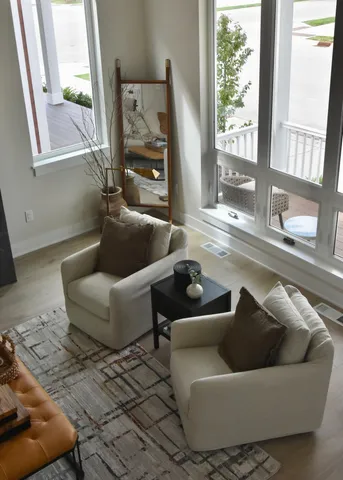 $735,000 | 6253 West Foxtown Drive, Mequon, WI 53092