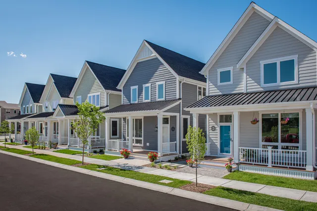 $735,000 | 6253 West Foxtown Drive, Mequon, WI 53092