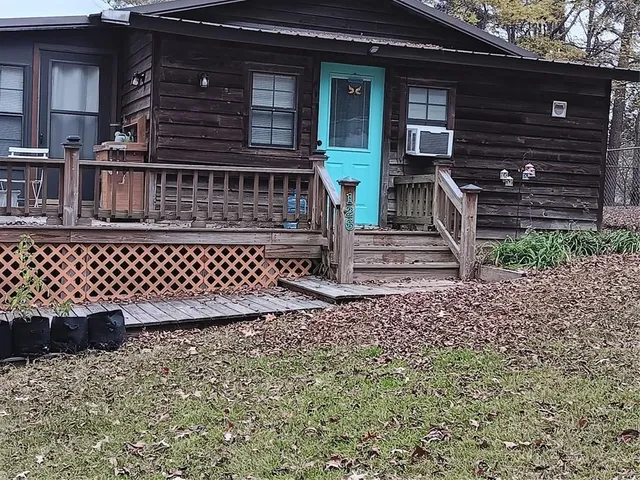 $159,000 | 126 Bill Stringer Road, Campti, LA 71411