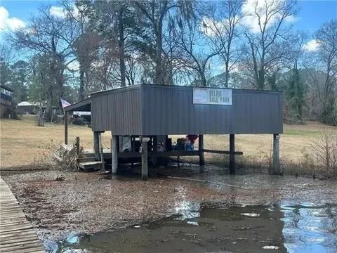 $159,000 | 126 Bill Stringer Road, Campti, LA 71411