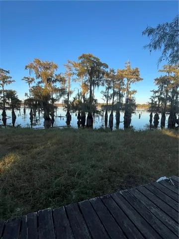 $159,000 | 126 Bill Stringer Road, Campti, LA 71411