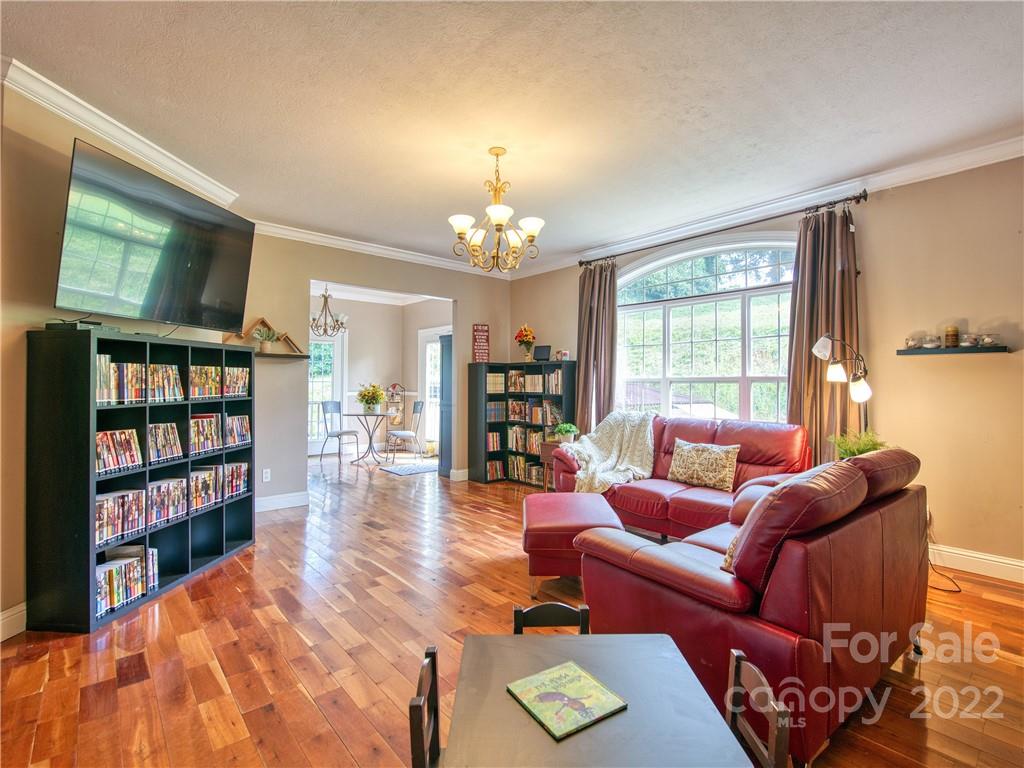 129 Will Hyatt Road Waynesville, NC 28786 - Photo 16 of 41 Gallery Image 16