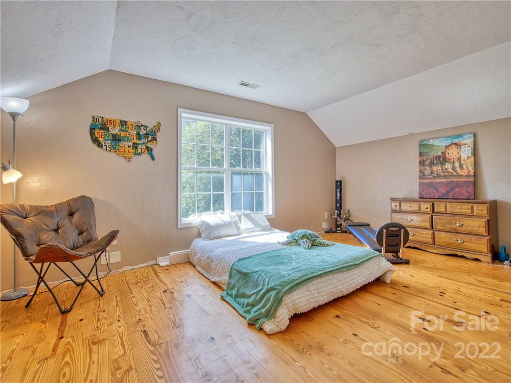 129 Will Hyatt Road Waynesville, NC 28786 - Photo 37 of 41 Gallery Image 37