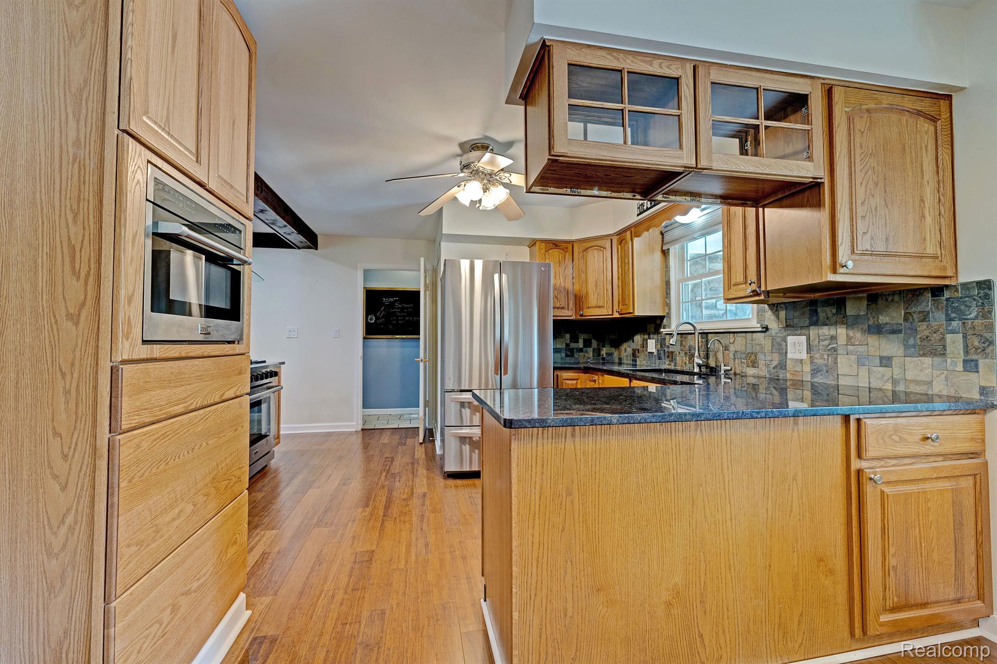 2354 Blockton Road Rochester, MI 48306 - Photo 14 of 73 Gallery Image 14