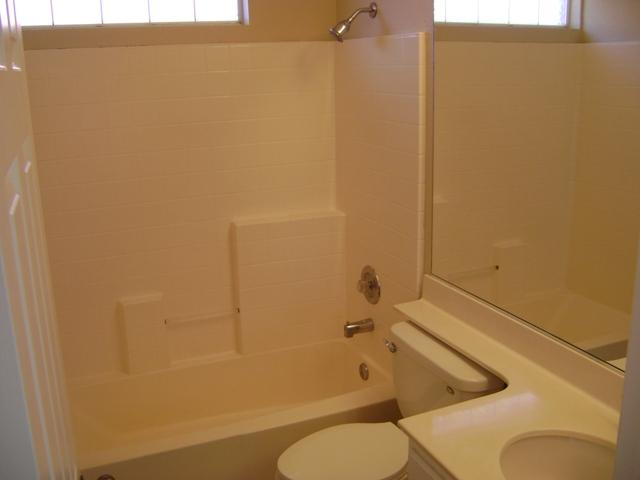 2386 Hyacinth Road Alpine, CA 91901 - Photo 11 of 21 BATHROOM 2