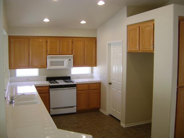 2386 Hyacinth Road Alpine, CA 91901 - Photo 5 of 21 KITCHEN
