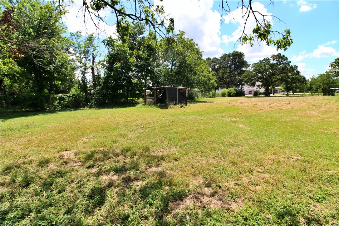 0 Concord Road Waco, TX 76705 - Photo 5 of 16 a view of outdoor space and yard