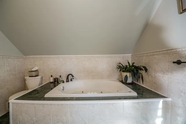 $525,000 | 28 Millham Court, South Burlington, VT 05403