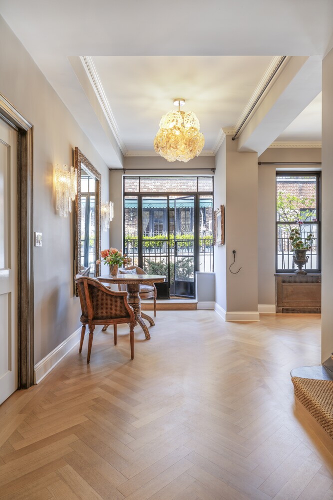 235 East 73rd Street, Unit PHA Manhattan, NY 10021 - Photo 7 of 20