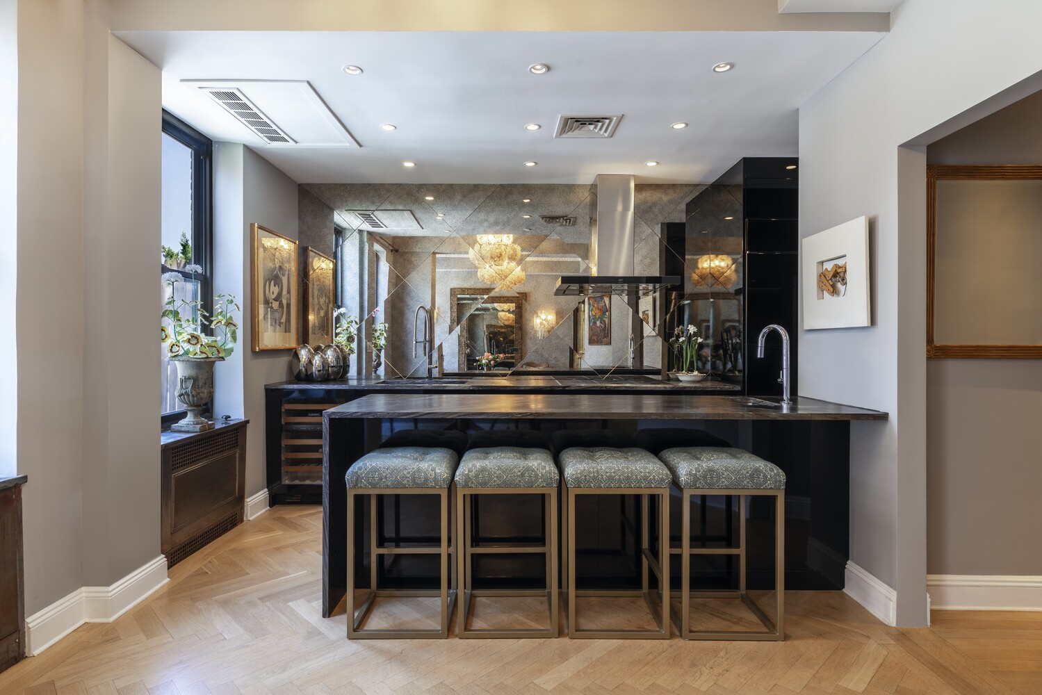 235 East 73rd Street, Unit PHA Manhattan, NY 10021 - Photo 8 of 20