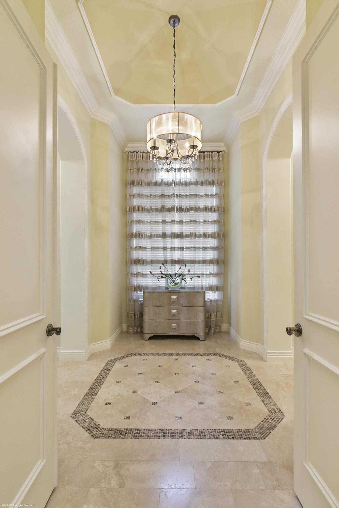 127 Playa Rienta Palm Beach Gardens, FL 33418 - Photo 20 of 51 Master Suite Hall
