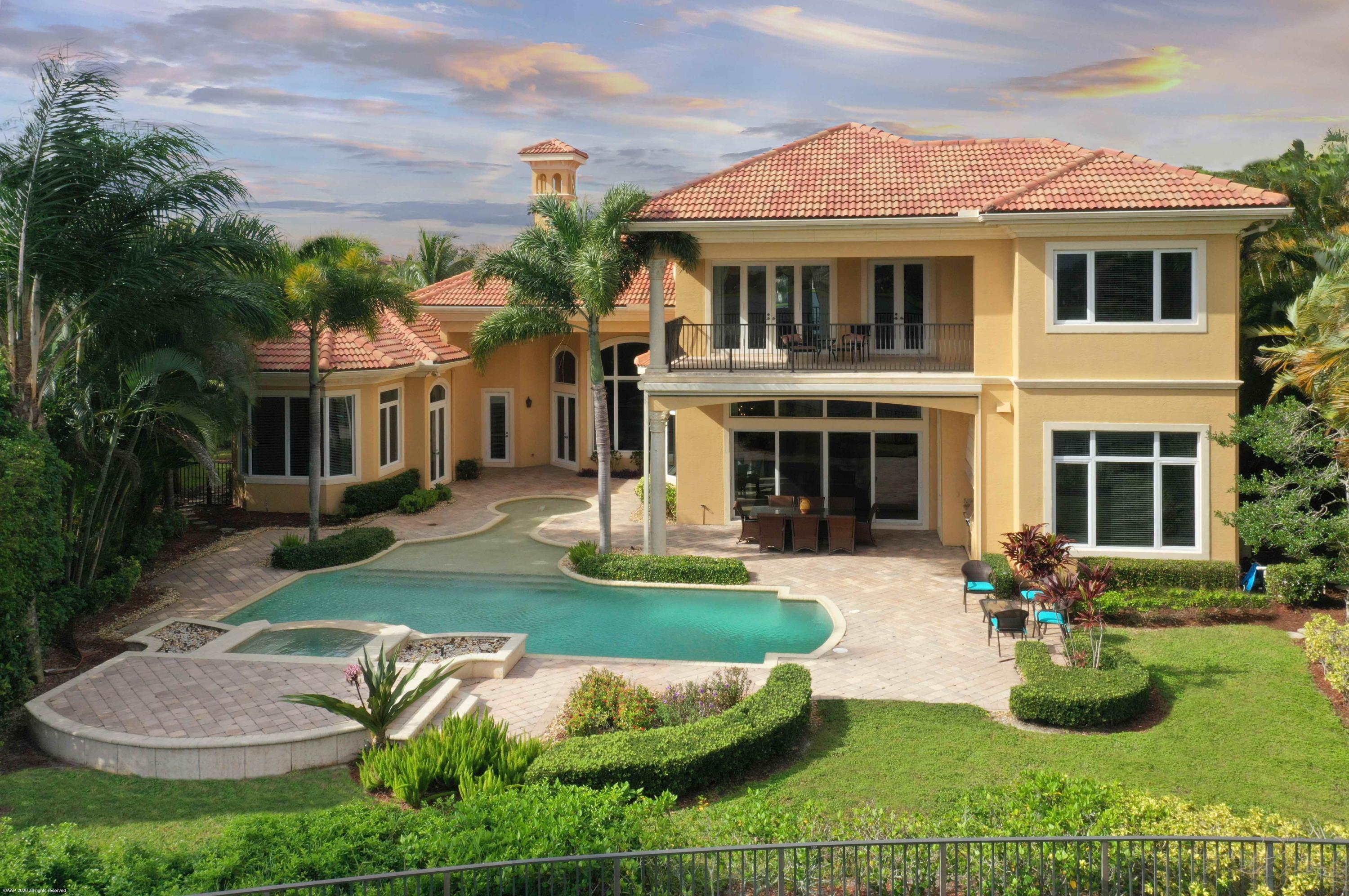 127 Playa Rienta Palm Beach Gardens, FL 33418 - Photo 3 of 51 Back Exterior