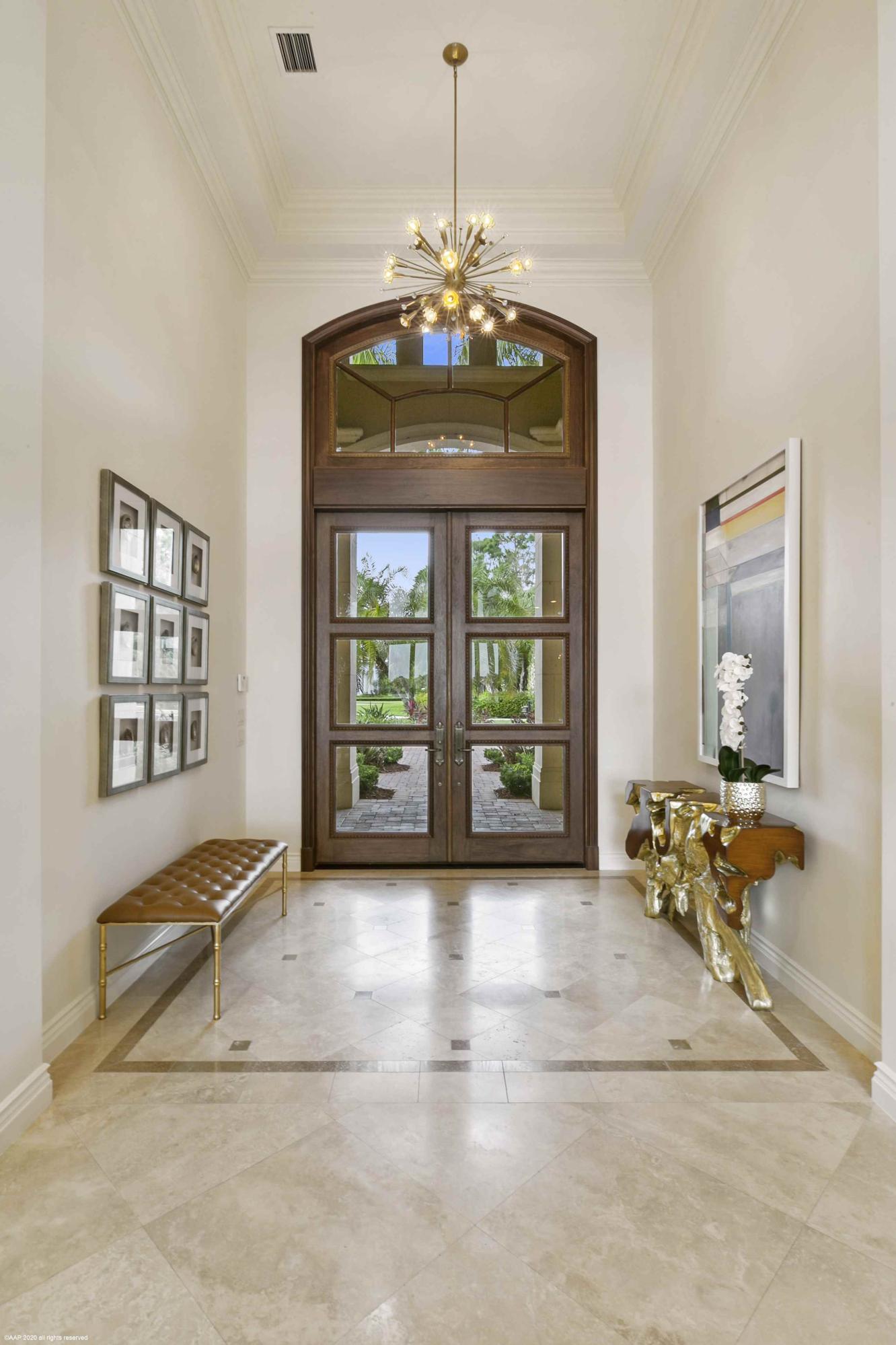 127 Playa Rienta Palm Beach Gardens, FL 33418 - Photo 8 of 51 Foyer