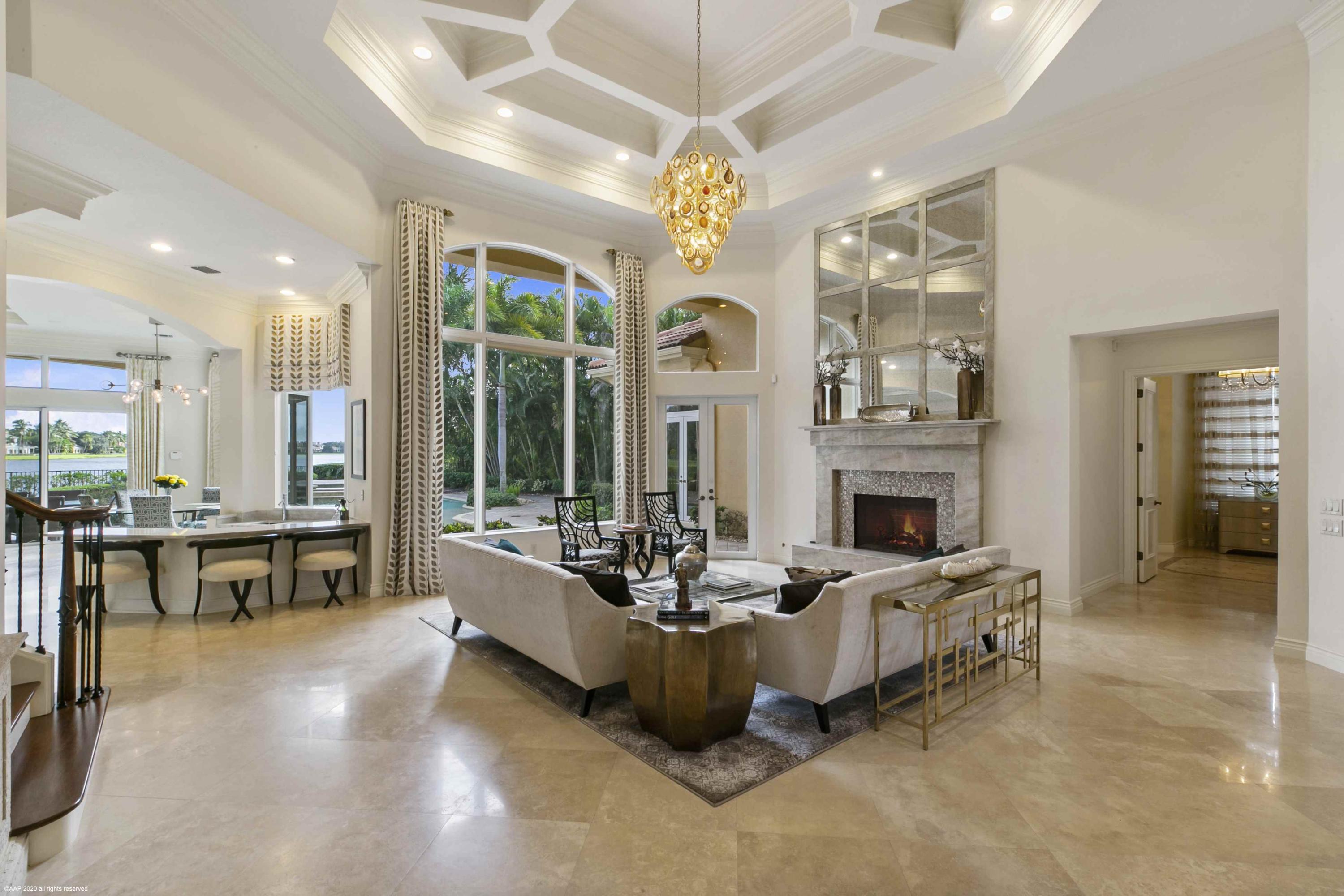 127 Playa Rienta Palm Beach Gardens, FL 33418 - Photo 9 of 51 Living Room