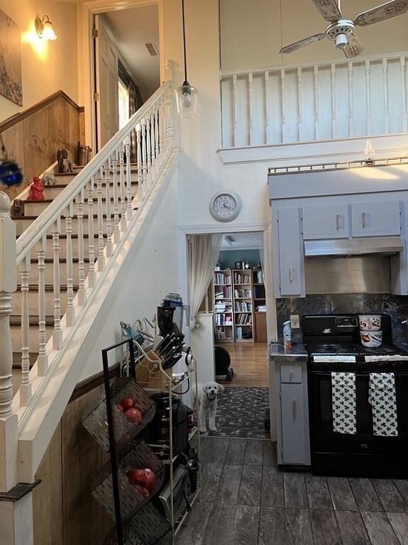 8 Vesey Road Randolph, MA 02368 - Photo 3 of 15 Gallery Image 3