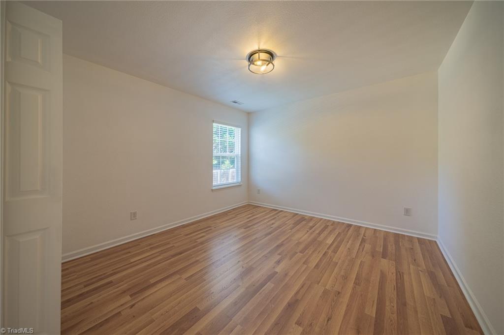 884 Jennifer Lane High Point, NC 27265 - Photo 21 of 29