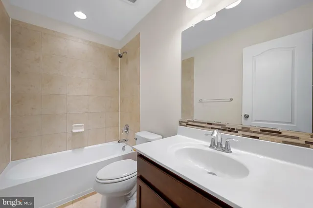 $555,000 | 7997 Alchemy Way, Elkridge, MD 21075