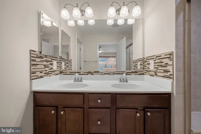 $555,000 | 7997 Alchemy Way, Elkridge, MD 21075