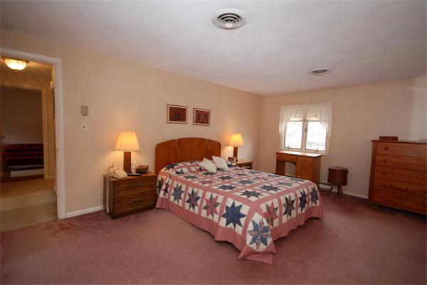 7 Elena Road Lexington, MA 02421 - Photo 11 of 20