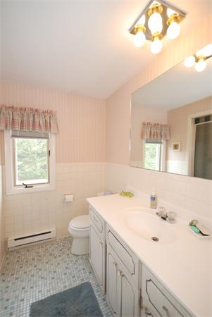 7 Elena Road Lexington, MA 02421 - Photo 12 of 20