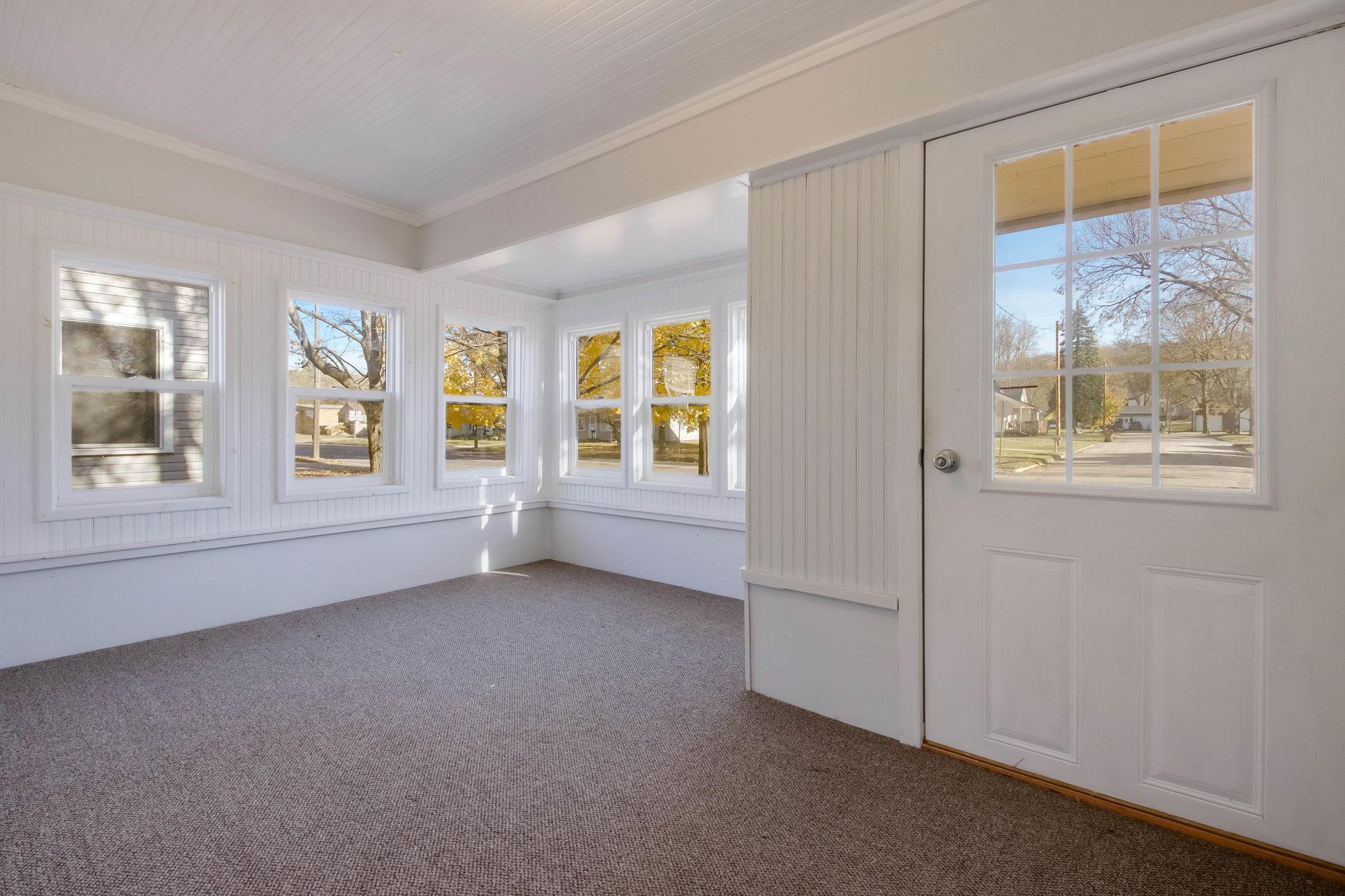 804 East Prospect Street Durand, WI 54736 - Photo 14 of 22