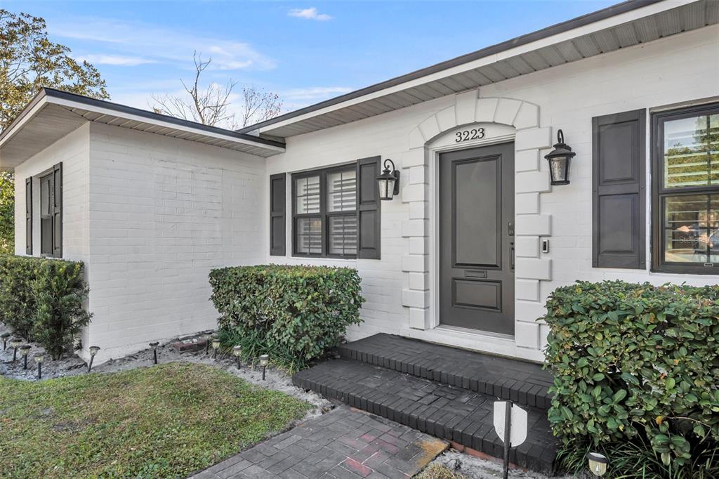 3223 Middlesex Road Orlando, FL 32803 - Photo 2 of 44