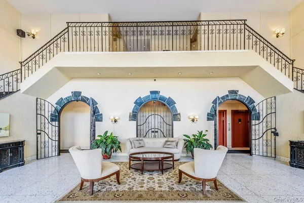 $454,900 | 370 West Broadway, Unit 4J, Long Beach, NY 11561