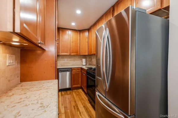 $454,900 | 370 West Broadway, Unit 4J, Long Beach, NY 11561