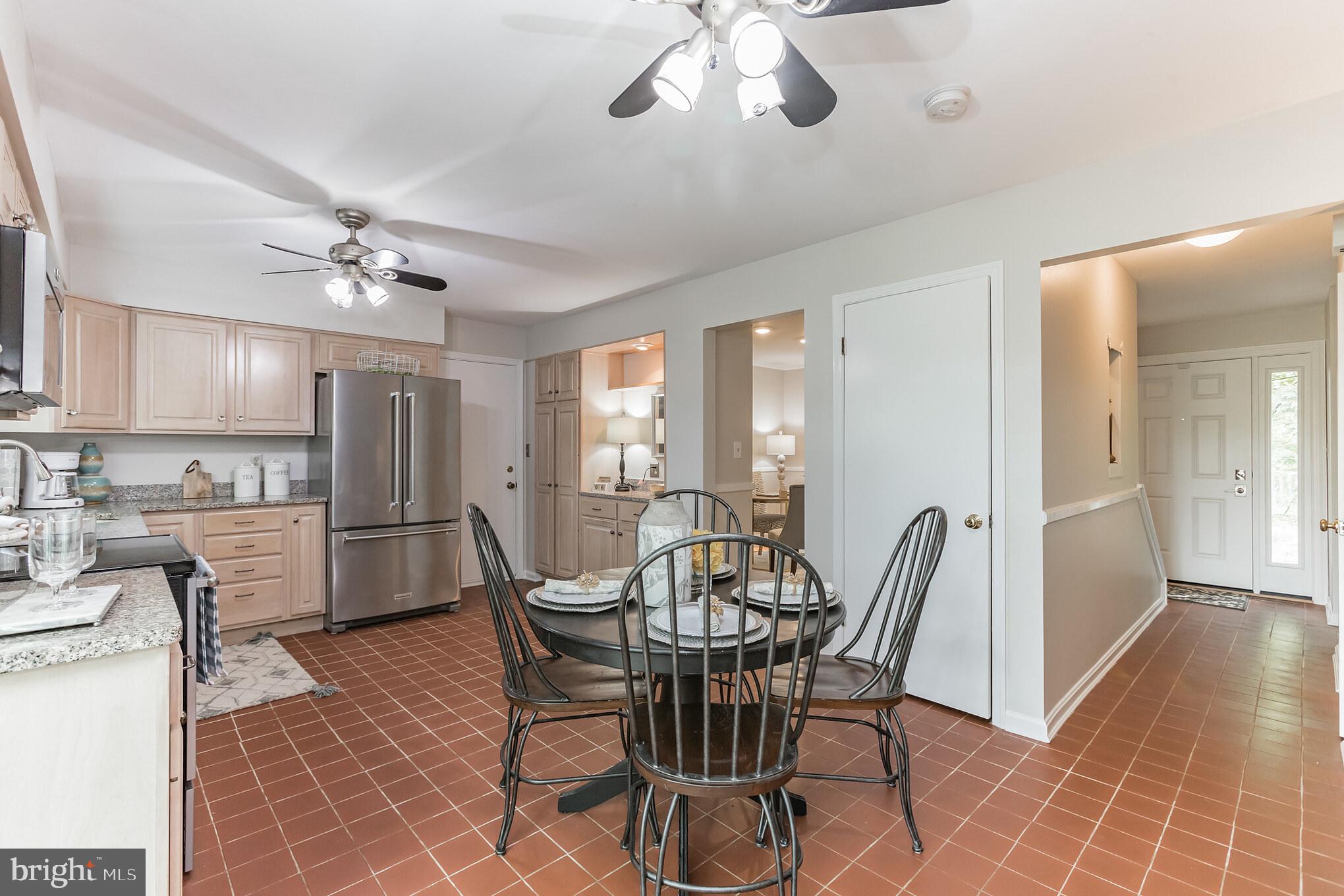 685 Gaither Road Sykesville, MD 21784 - Photo 8 of 30 Country kitchen has it all!