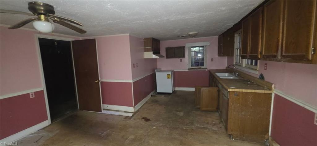 4372 Oak Ridge Drive Winston-Salem, NC 27105 - Photo 4 of 13