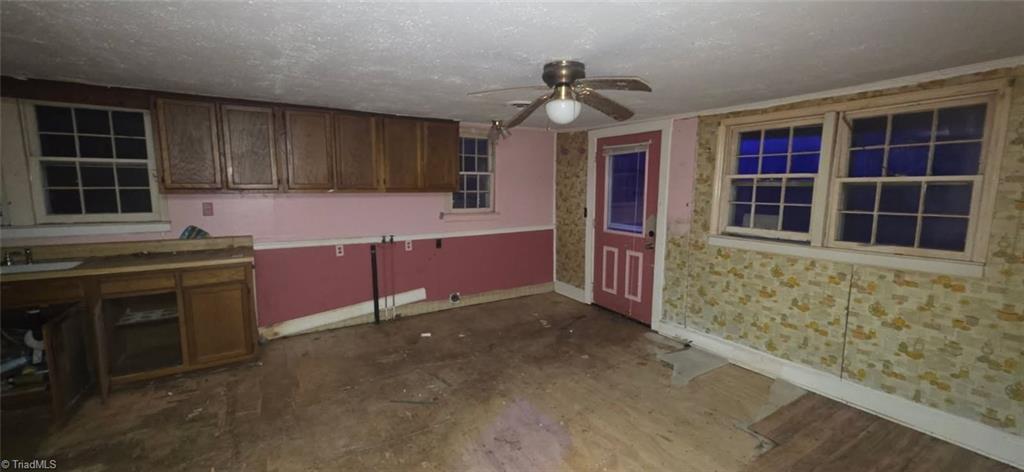 4372 Oak Ridge Drive Winston-Salem, NC 27105 - Photo 9 of 13