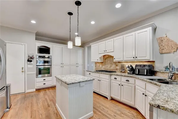 $4,600 | 4580 Park Brooke Trace, Alpharetta, GA 30022