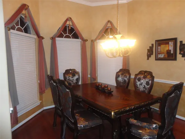 $2,550 | 114 Bryce Branch Circle, The Woodlands, TX 77382