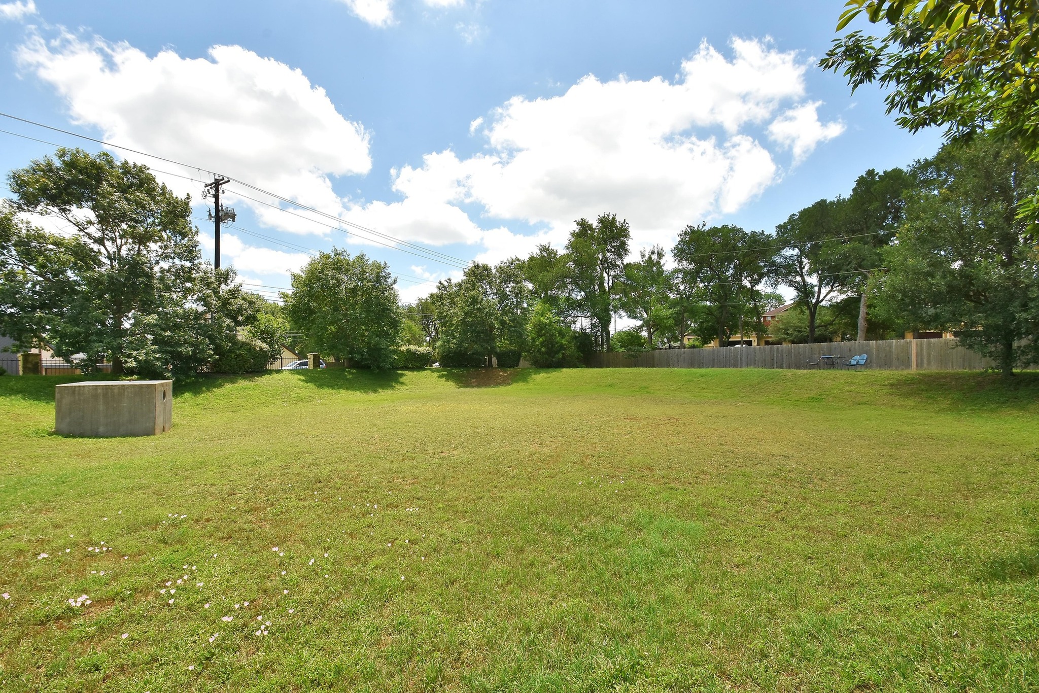6704 Menchaca Road, Unit 31 Austin, TX 78745 - Photo 27 of 32 Gallery Image 27