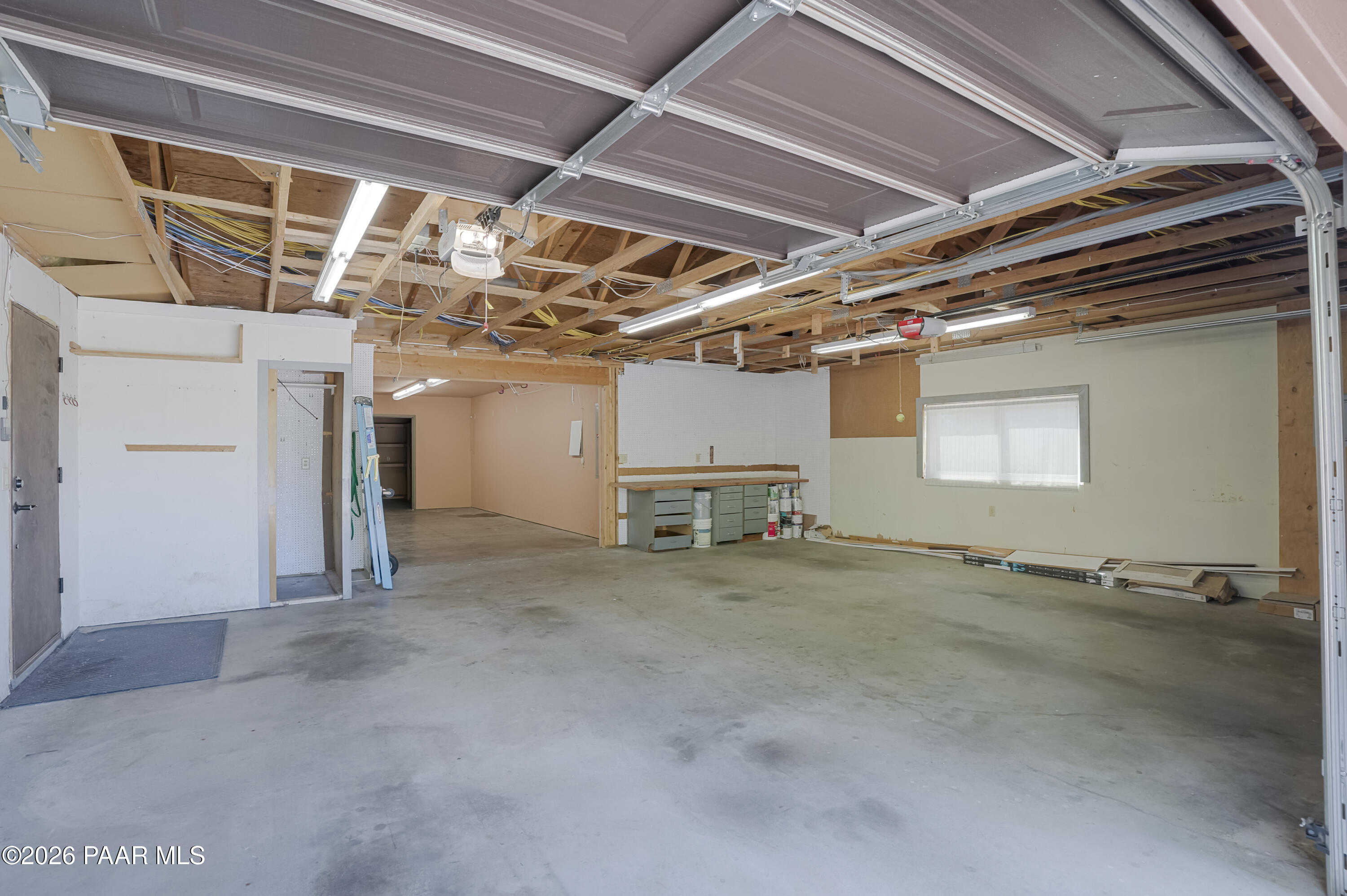 3015 Hozoni Road Prescott, AZ 86305 - Photo 33 of 65 Garage
